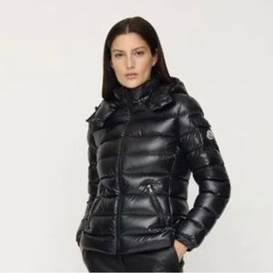 Moncler blouson fourmine noir en duvet